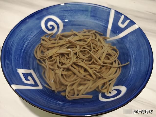 辣椒粉|高三儿子点名要吃的早餐，好吃又饱腹，吃完连汁也不剩下
