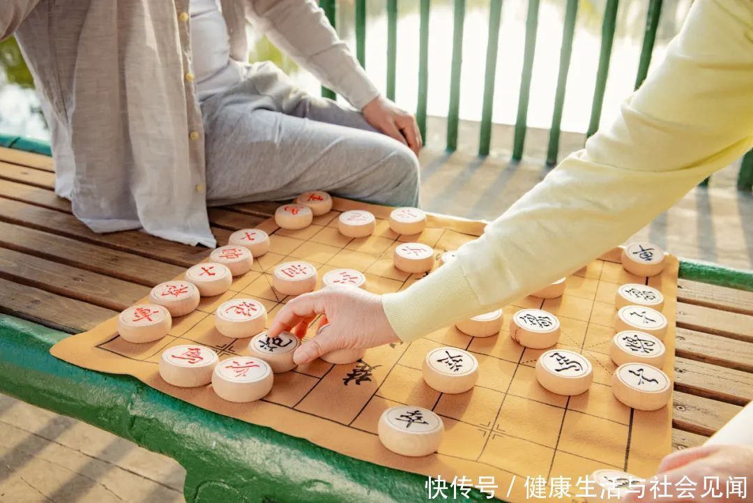 心脏|夏日多湿热，这些方法可祛湿健脾养心脏