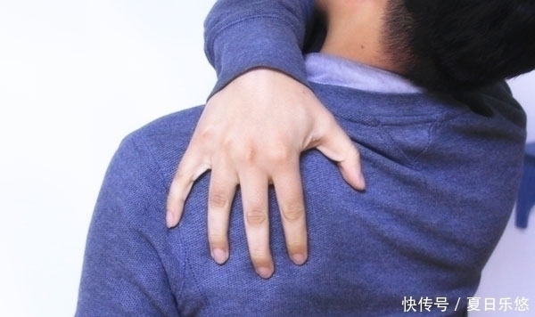 疼痛感|后背经常疼痛,难道是颈椎病?或与4种疾病有关,别忽视了