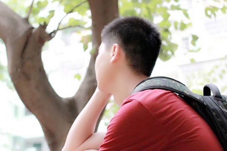 辣妈|孩子从小玩手机,危害到底多“恐怖”?这份研究报告引家长深思