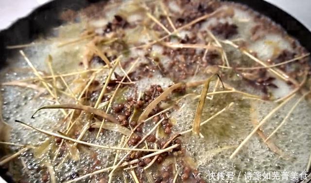 手软|秋冬季,遇到此菜别手软,不花一分钱,腌一腌,清脆又下饭