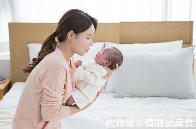 莎莎|1岁儿子总撅“金鱼嘴”,妈妈还在夸可爱,奶奶掰开嘴后直奔医院