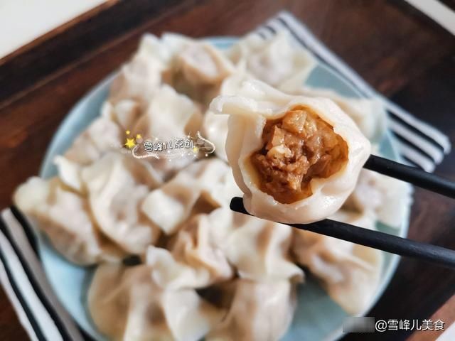 大雪将至，包饺子萝卜白菜靠边站，用这菜鲜香多汁太好吃，别不懂