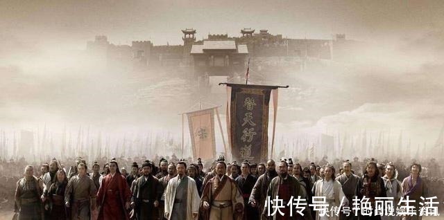 鲁智深|水泊梁山上的这三个人,一直都震慑着宋江,他们是谁!