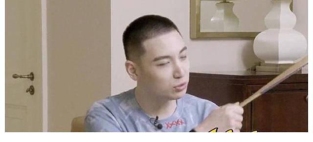 团综|德云社张九龄、王九龙接受采访，是什么小秘密，他们只讲给女生听