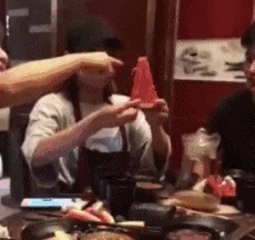 |搞笑GIF:发现武林高手了!这一脚让我从此踏上了不归路