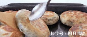 外酥|这个肉饼我家一周吃一次，不发面不饧面，外酥里嫩，吃了还想吃