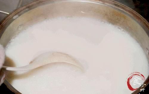 豆腐脑|自制豆腐脑，几乎无失败，冬季早上喝一碗热乎乎的豆腐脑，太舒服