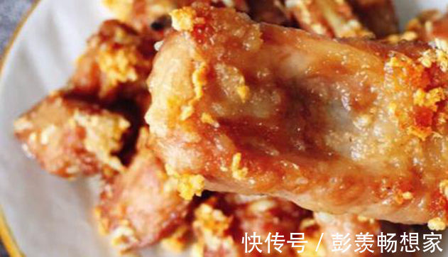 排骨|美食推荐芹菜炒香干，铁板土豆，蒜香炸排骨，卤鸡爪的做法