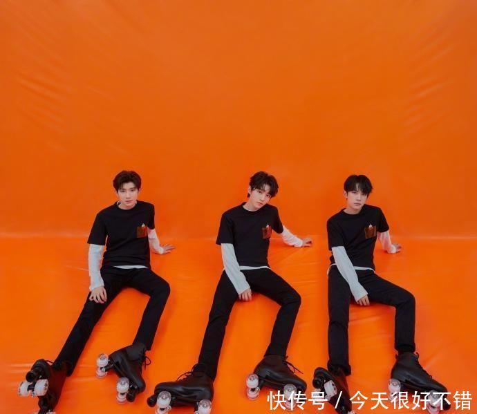 call|王源与陈小春合唱《红豆》获赞,王俊凯、易烊千玺为其打call