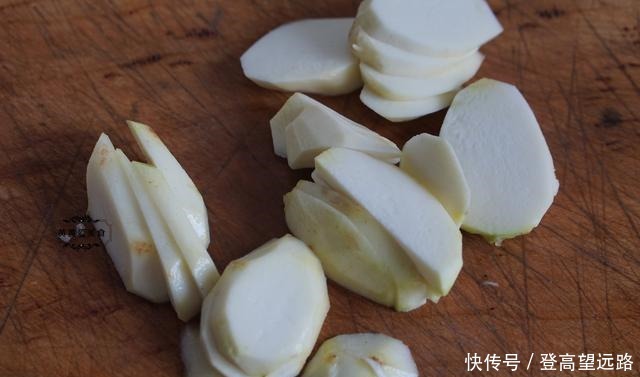 入秋后,给父母多煲这个汤,补气养胃精神好,增强免疫力