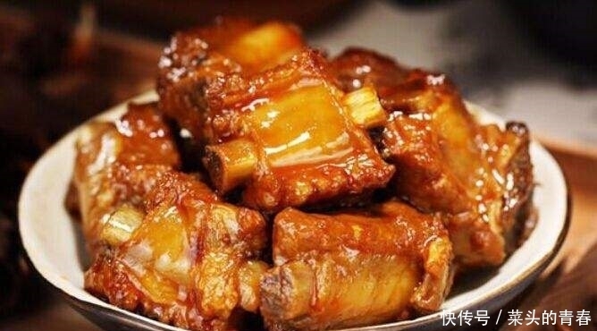 精选几道好吃的宴菜，五香排骨，麻辣烫，在家请客吃饭非常有面子