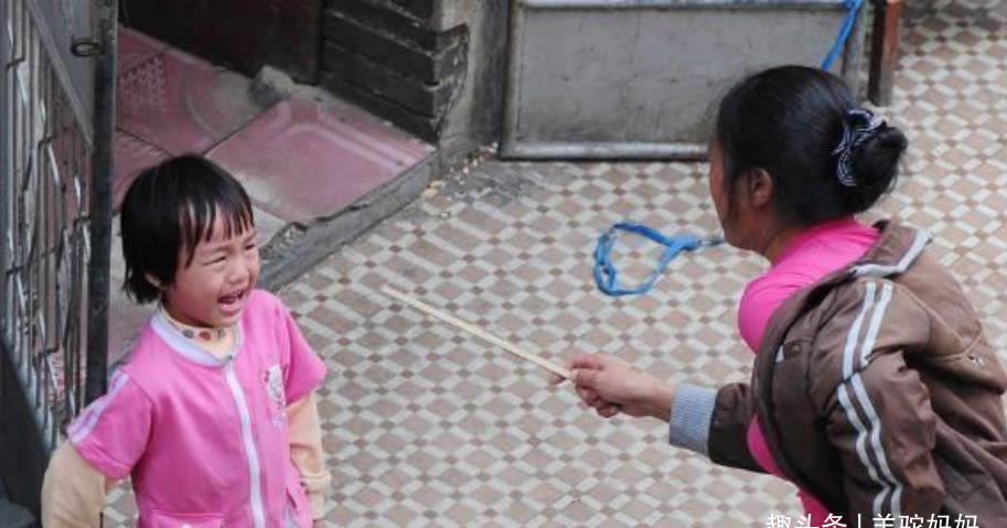 睡着|为啥宝宝被“揍”后，哭着哭着就睡着了？了解原因后父母再难下手