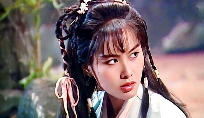 小龙女@黄蓉战死,王语嫣、小龙女、赵敏又是怎么死的?金庸不敢明说