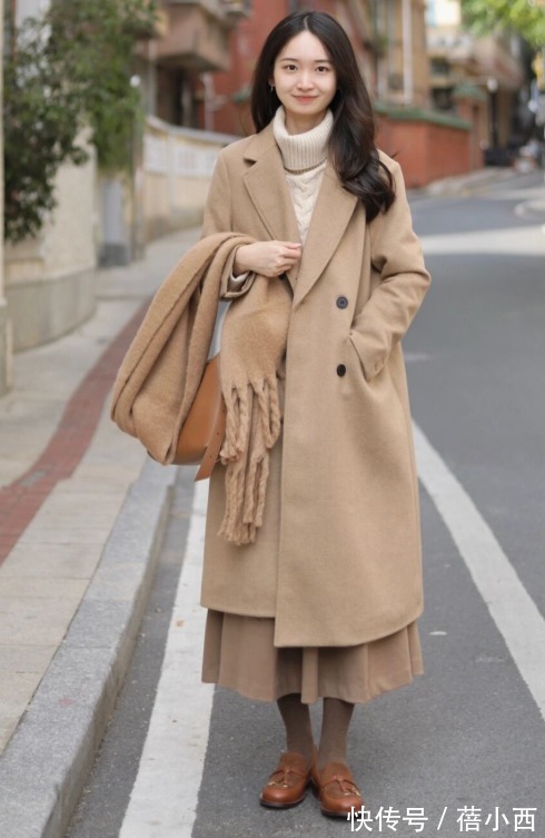 搭配|有品味的女人都常穿“乐福鞋”,搭裤子裙子,实用不说还优雅高级