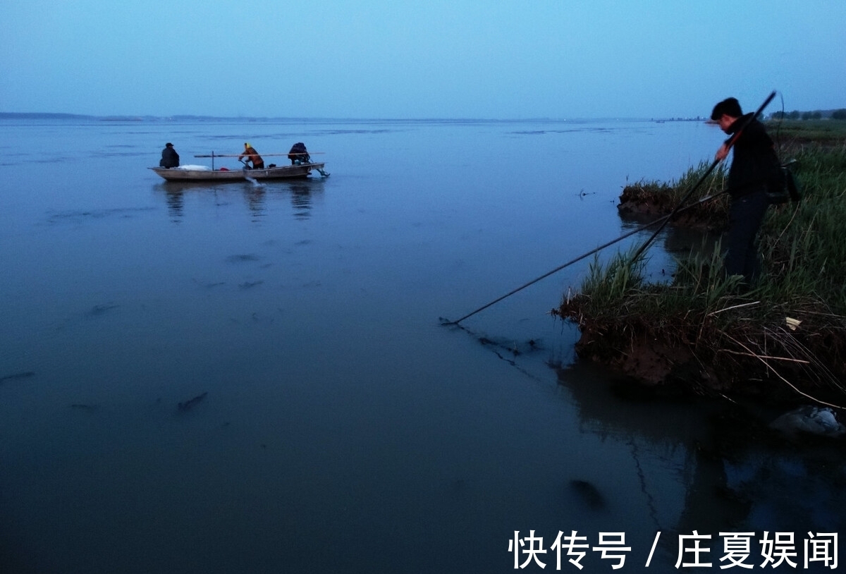 泥鳅打窝没任何害处,全是编的瞎话?钓友:泥鳅党三天能毁一条河