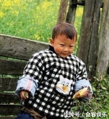 奶奶|把妹妹托付给乡下的姥姥,把哥哥给乡下奶奶,几天后,妈妈笑喷了