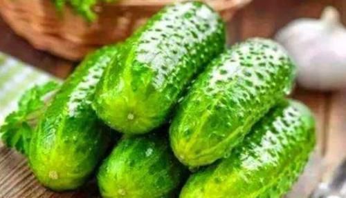 红豆杉|每天晚上多吃3种食物,营养丰富、滋润肌肤,早吃早健康!