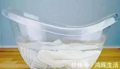 白醋|白醋加洗衣粉洗衣真的好吗？别再无知了，教你白醋洗衣服正确用法