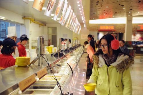 大学生活费档次出炉,级别一的孩子欲哭无泪,看看你家娃在哪一层