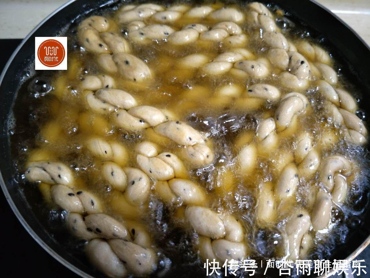 麻花形|麻花自己做，无添加，不用发面，两手一搓，做法简单更好吃