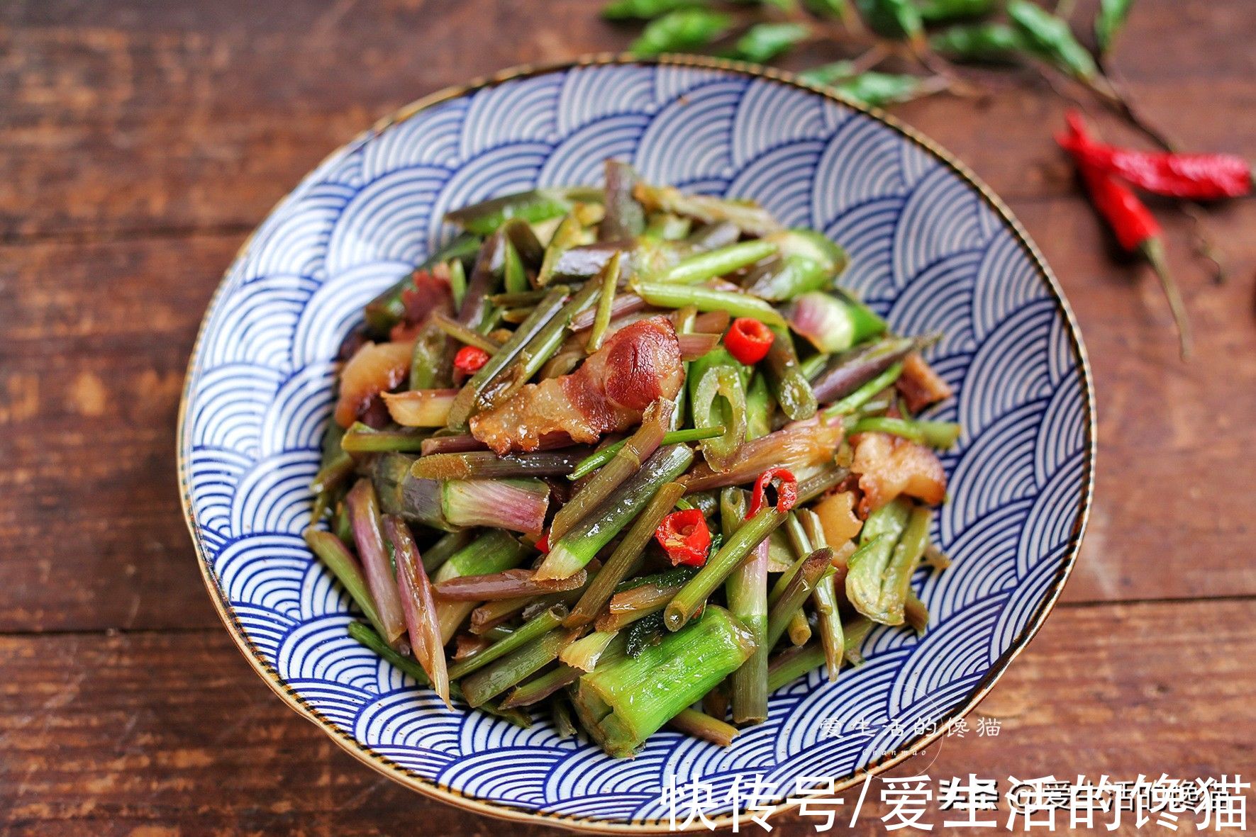 野菜|春天，抓紧吃这菜，鲜嫩爽口，营养极高，这样炒一炒真香