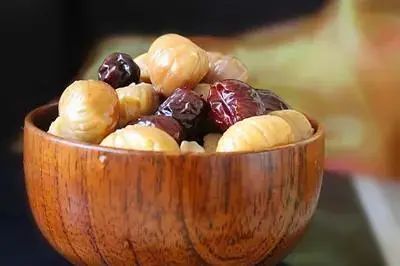 瘦肉煲|“秋果之王”来啦！补药一堆不如吃它几粒~