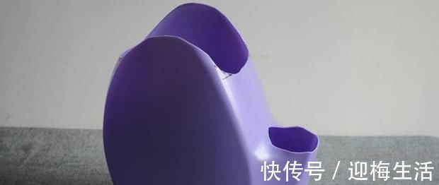 实用|在洗衣液瓶上剪两刀,就成了一个“收纳盒”,放在卫生间,贼实用