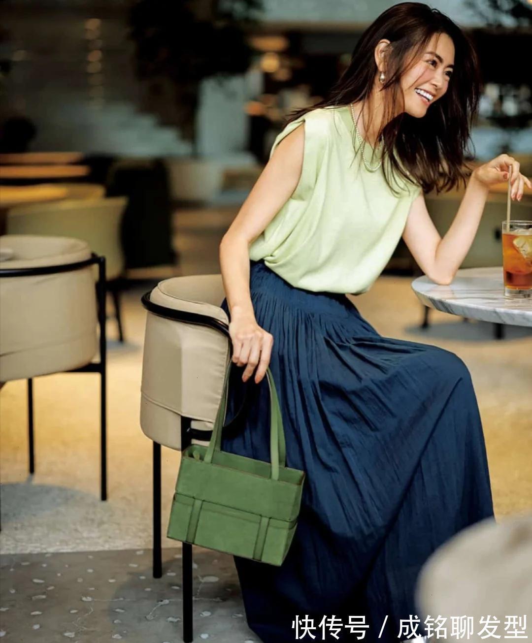 皮裤|无需刻意装嫩,照着这几位博主的穿搭打扮,40岁也能美出新高度