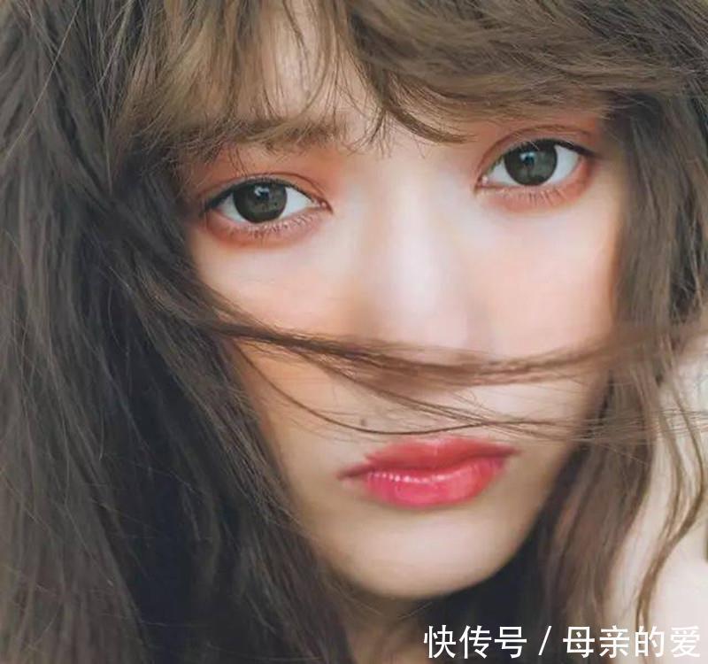 腮红|韩系少女妆容怎么打造?学会这些化妆技巧,再也不发愁了