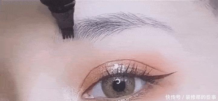 讲真的，女孩子出门时一定别这样子“化妆”，不仅尴尬还显丑