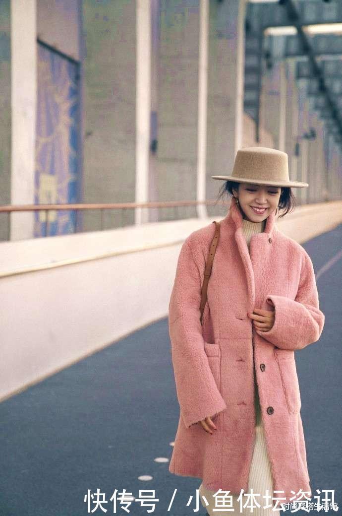 大衣|风衣已不兴了,今冬流行的“羊羔绒大衣”,瞧三木这样穿美极了