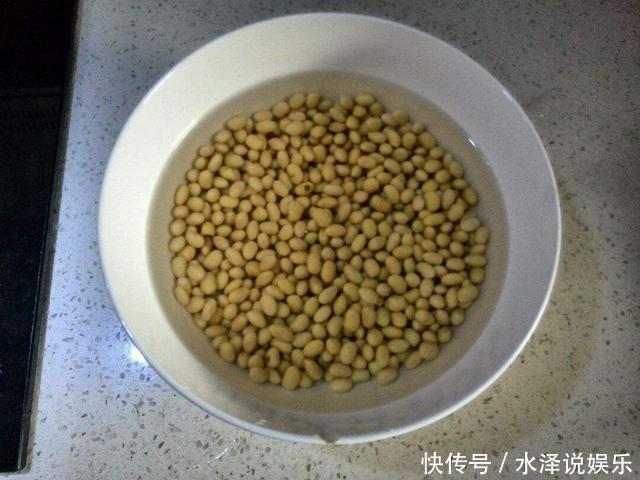 大豆|君子兰长得慢、不开花2种肥扔盆里，注意几点，轻松开爆盆