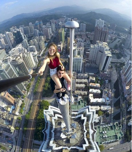 老年|让人肾上腺素飙升的18张图，看到第一张我就腿软了！