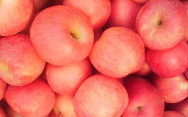 丑柑|爱美女性坚持吃三种食物,排出毒素、延缓衰老,谁吃谁受益!