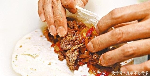 炒鸡蛋|洋葱别再炒鸡蛋了,只要这么做,既美味还能养生抗癌