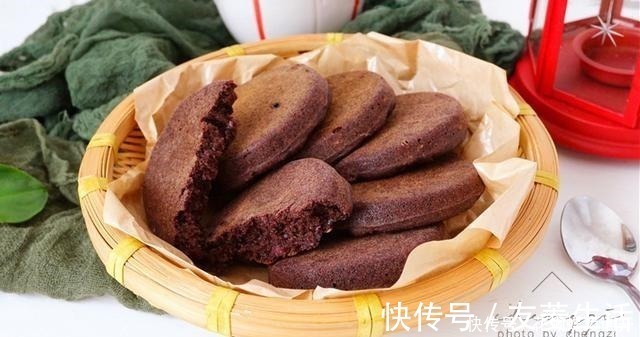 黑米粉|天冷，45岁老阿姨迷上了这早餐，1周吃3次，别看黑乎乎，特营养