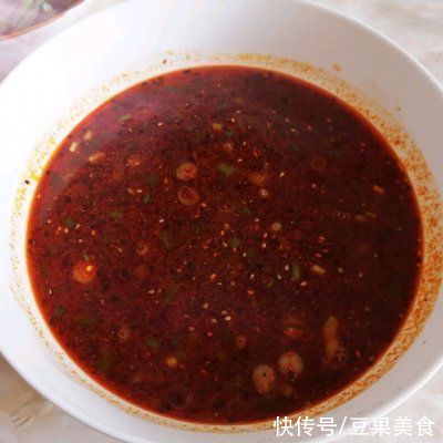 青菜|大人小孩都爱吃的#夏日开胃餐#酸汤面，学起来