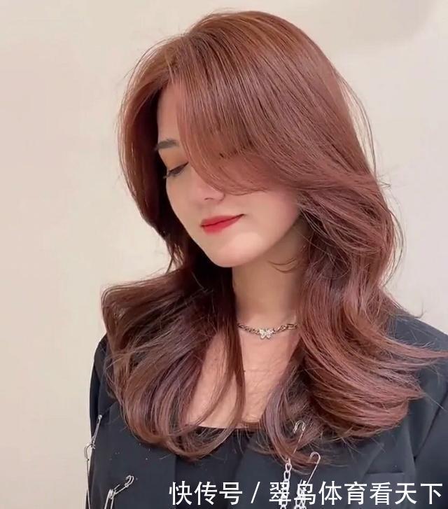 质感|2021别错过的发色,茶棕色质感又高级,粉棕色漂亮却往往难驾驭!