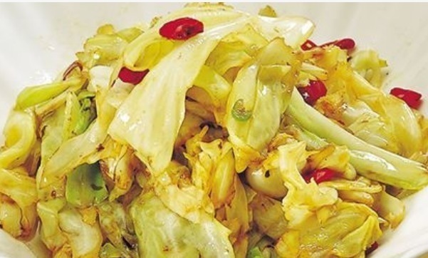 卷心菜|夏季多给孩子吃的家常菜,爽脆清甜,常吃可以护肤养颜,营养丰富