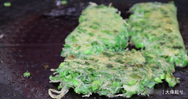 韭菜你想不到的做法,饭店都吃不到,简单一做,给肉都不换