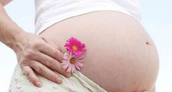 无痛|明明离预产期还有半个月，6斤男宝就出来了，头胎也能很快开宫口