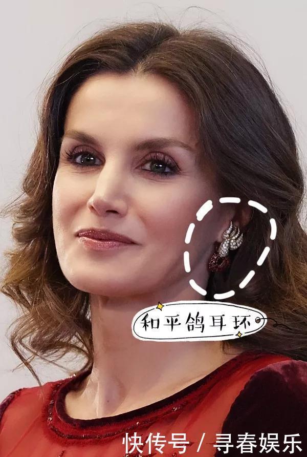 索菲亚王后的这套珠宝设计独特，还有特殊寓意，莱蒂齐亚多次借戴