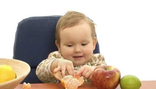 鸡蛋|宝宝感冒怎么办,鸡蛋究竟能不能吃?聪明宝妈早知道了