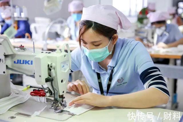 网购|实体店一件衣服500元,电商却只卖几十元?“内幕”已被打开