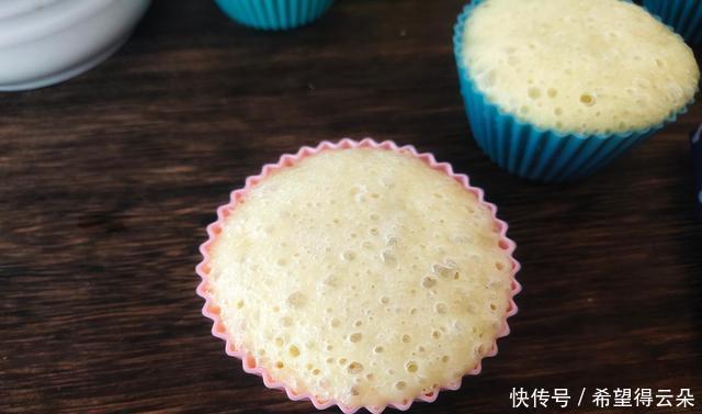 早餐|入冬后,我家迷上这早餐,香喷喷热乎乎,吃上两个就管饱,舒服