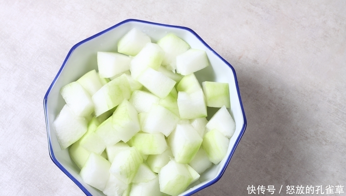 甲状腺|甲状腺有结节，三种食物敞开吃，或能化瘀散结，甲状腺也会很高兴