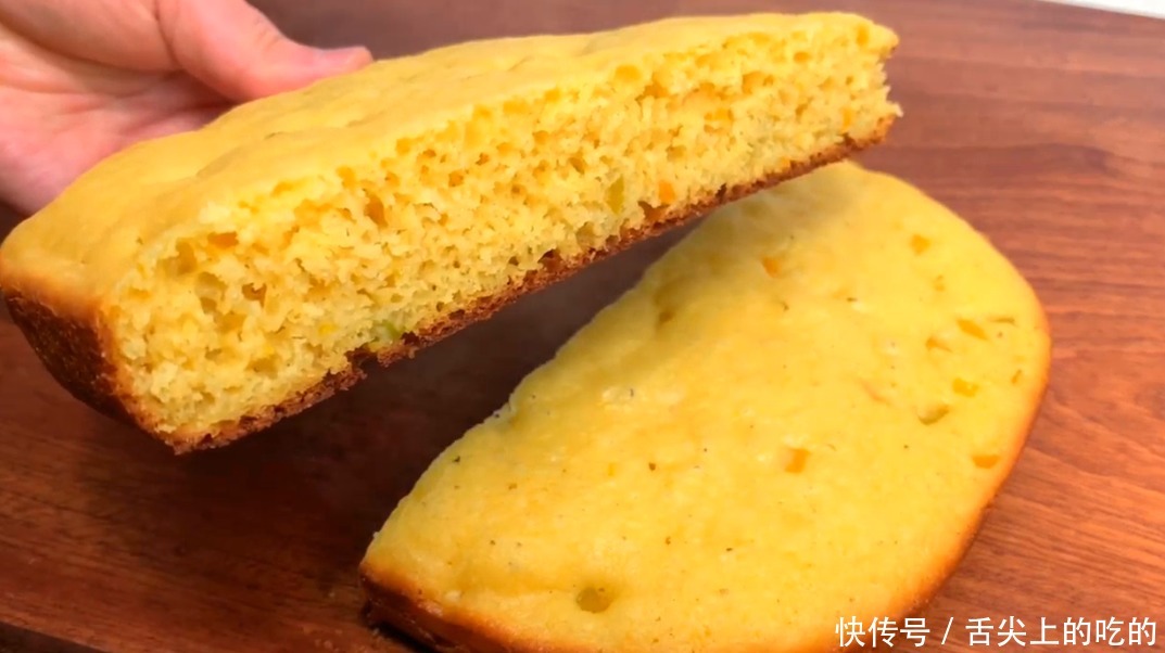 4个鸡蛋，一碗玉米面，教你做发糕，不用烤箱电饭锅，比蛋糕好吃