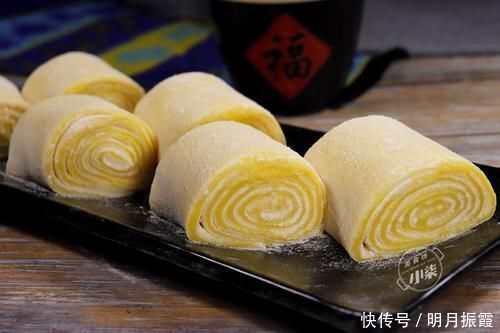 2个红薯,1碗糯米粉,不烤不油炸,简单一做,软糯香甜又多层