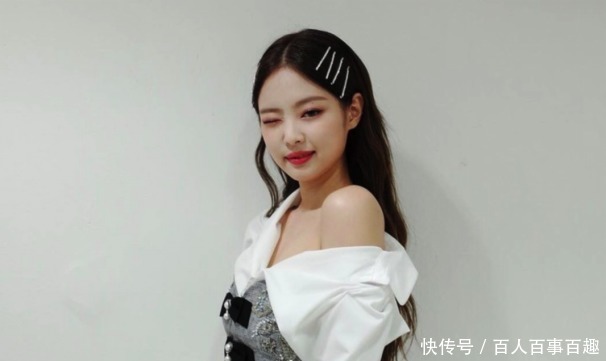 口红|天生自然的美人胚子,脸上一般有4个特征,素颜也很好看!